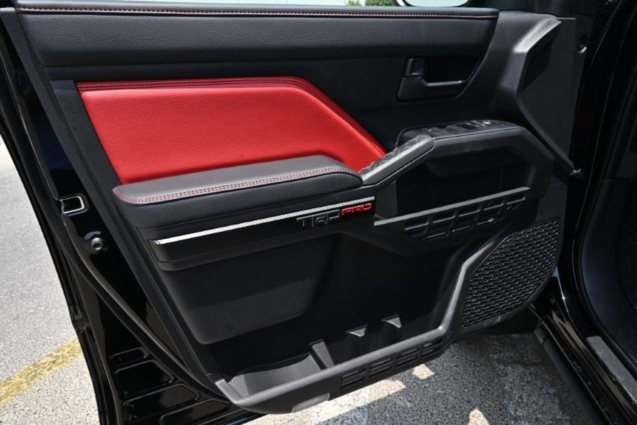 تويوتا تاكوما HYBRID 2.4L BLACK/RED