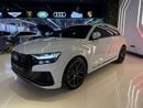 أودي Q8 55 TFSI quattro S-Line 3.0L (340 HP) 2020 Audi Q8 55 TFSI - GCC - Fully Loaded - Perfect Condition
