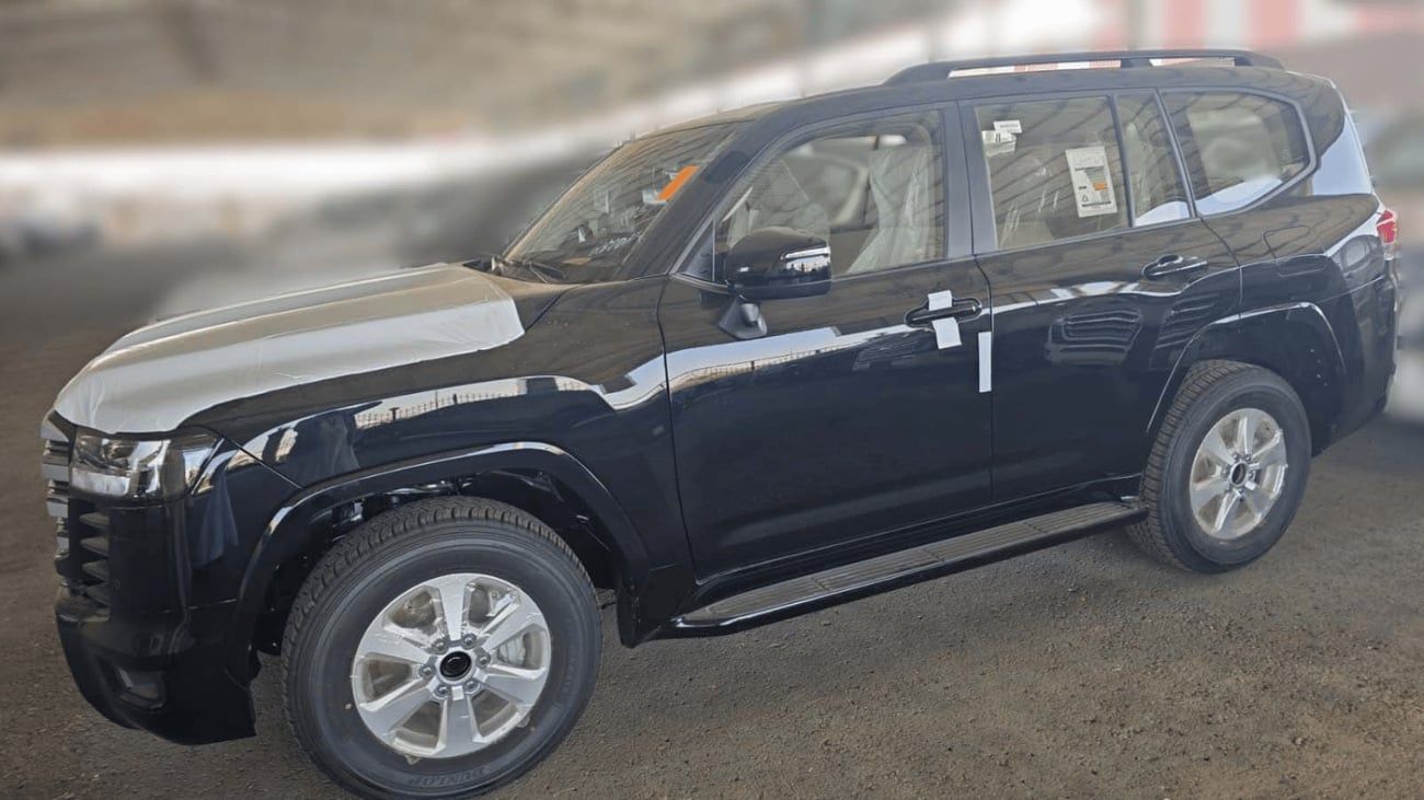 Toyota Land Cruiser 2025 Toyota Land Cruiser GXR 3.5L AT Petrol