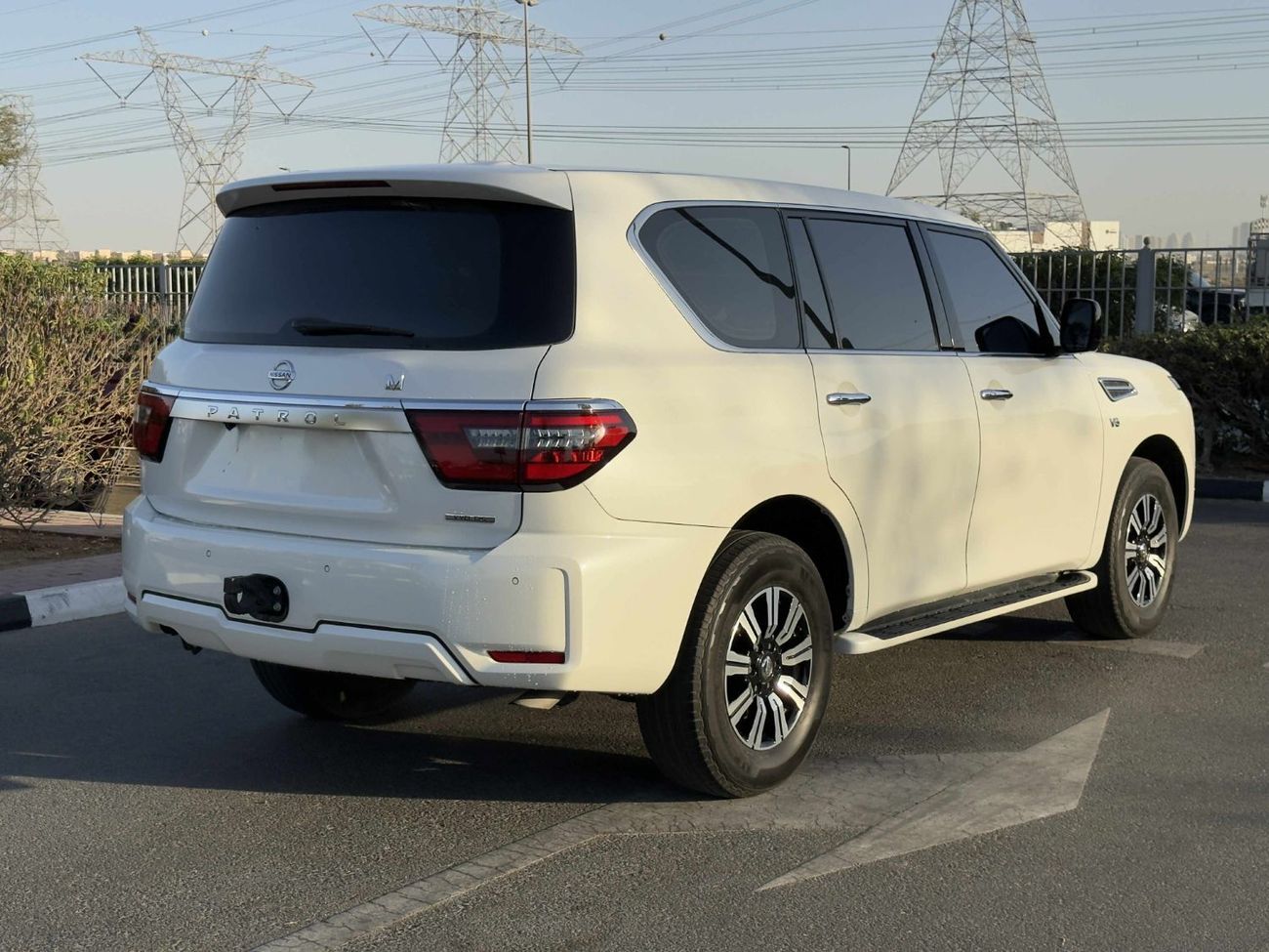 Nissan Patrol LE T2 5.6L GCC SPEC NEAT AND CLEAN