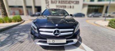 Mercedes Benz GLA250 4MATIC (All-Wheel-Drive)