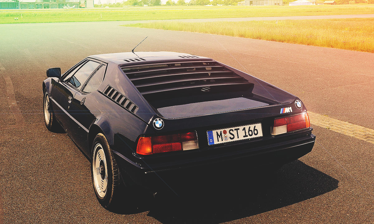 BMW M1 exterior - Rear Right Angled