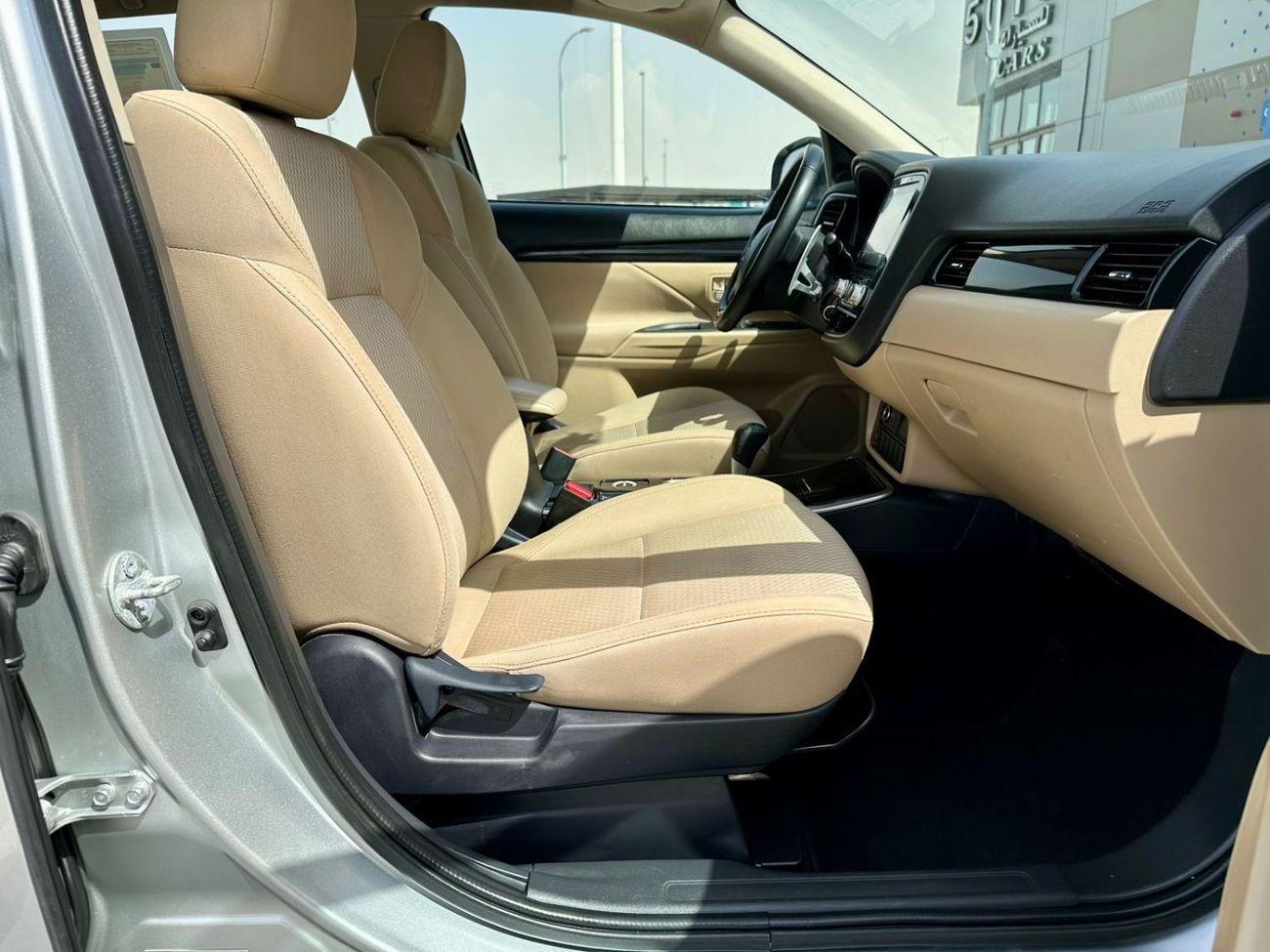 Mitsubishi Outlander GLX 2.4L 960-Monthly l GCC l 4wd, Cruise, Camera l Accident Free