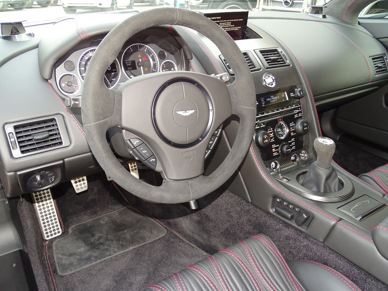 Aston Martin Vantage Zagato 1-150 cars