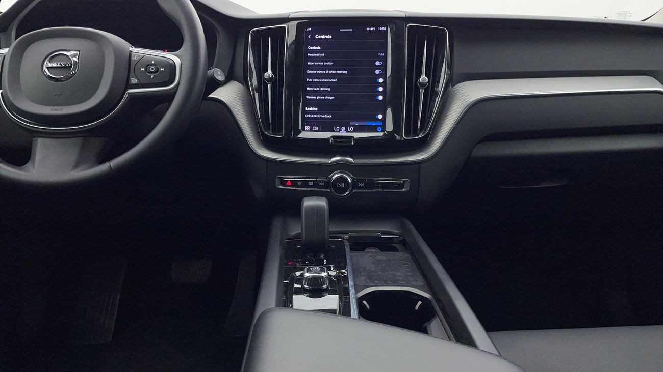 فولفو XC 60 2023 B5 CORE | AED 1506/Month | 0 DP | 30 Day Return | Warranty | Service History