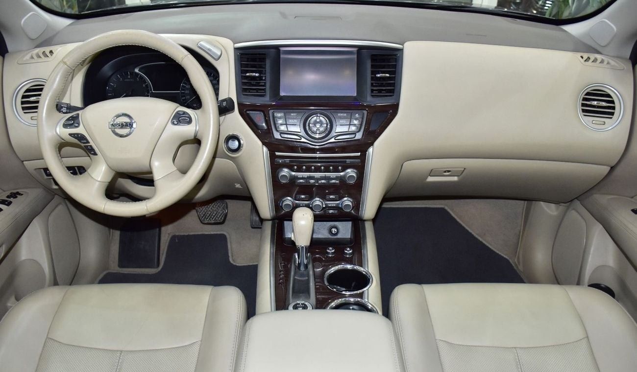 نيسان باثفايندر EXCELLENT DEAL for our Nissan Pathfinder SL 4WD ( 2015 Model ) in Grey Color GCC Specs