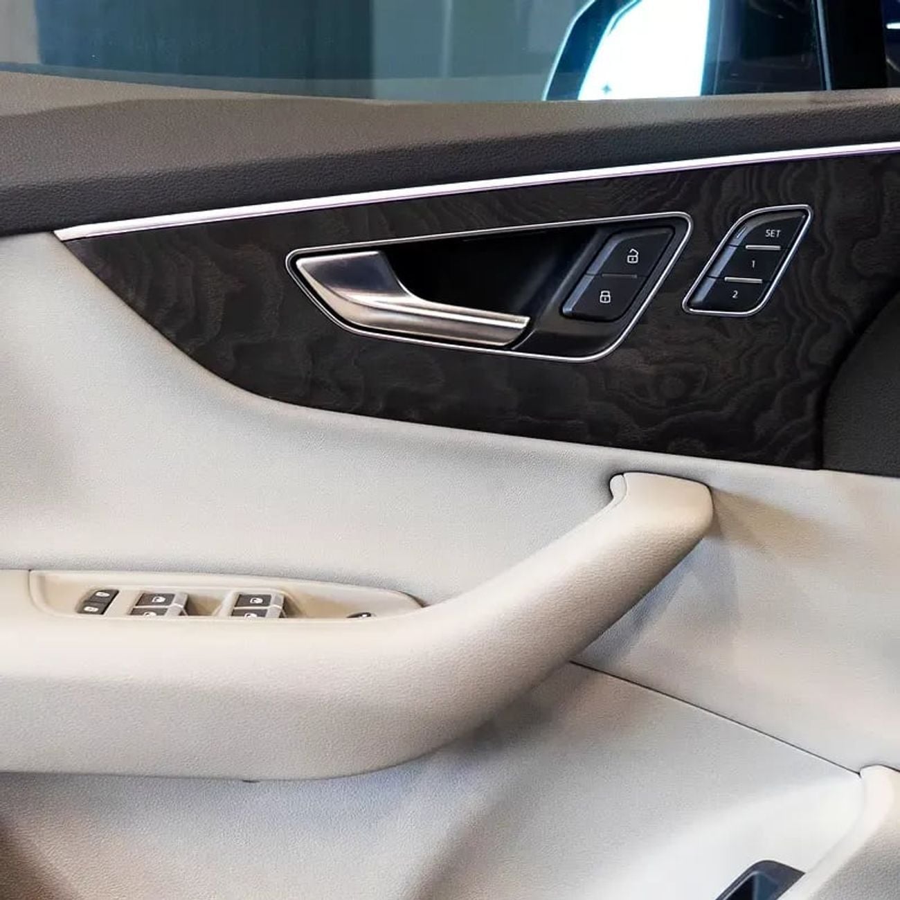 Audi Q7 55 TFSI quattro S-Line 3.0L AED 3,065 P.M • 0% Downpayment • Audi Q7 55TFSI S-Line • Agency Warranty