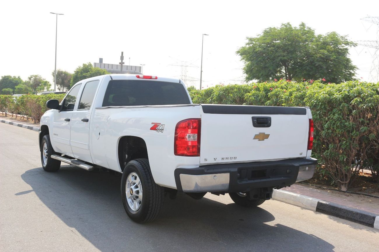 شيفروليه سيلفارادو شيفرليه سلفرادوا 2500 اتش دي دبل كابين فورويل خليجي 2011