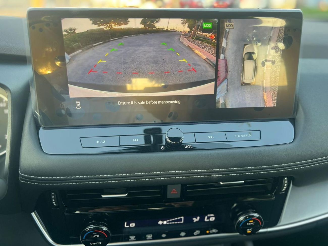 نيسان إكس تريل S 2.5L (169 HP) FWD (7 Seater) X-TRAIL N-TREK 2.5L 2024