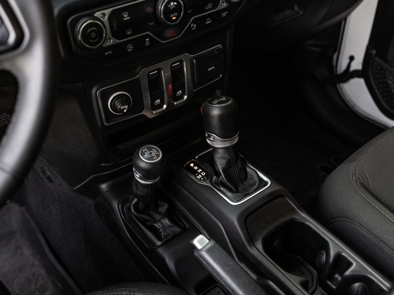 Jeep Wrangler SPORT Jeep Wrangler 2023