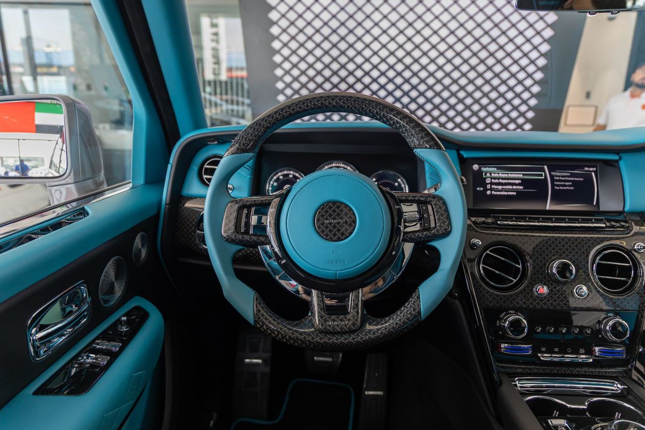 Rolls-Royce Cullinan Rolls Royce Cullinan Mansory Original Exterior and Interior - 2023 Perfect Condition