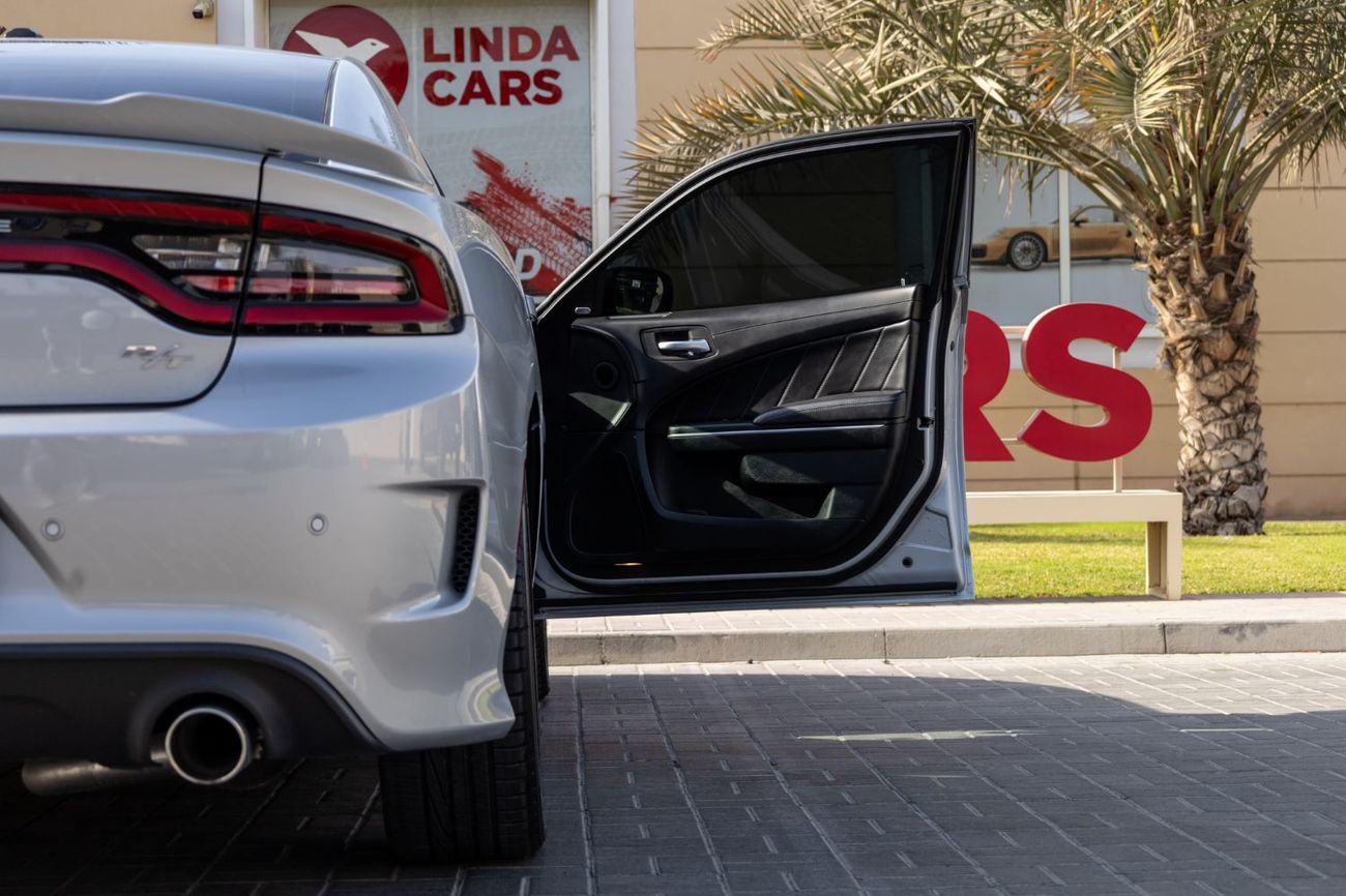 Dodge Charger R/T 5.7L