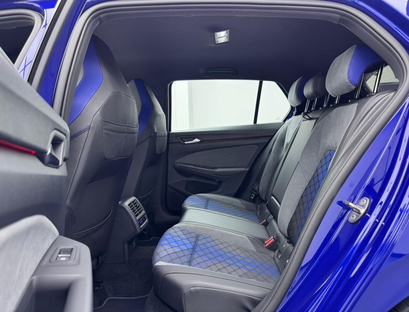 Volkswagen Golf R 2023 Volkswagen Golf R, Warranty, Full Service History, Excellent Condition, GCC