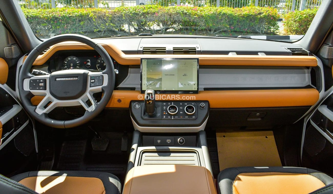 لاند روفر ديفندر Land Rover Defender 110 HSE X-Dynamic P400 | Black Pack Edition - 7seat | 2024 (Export)