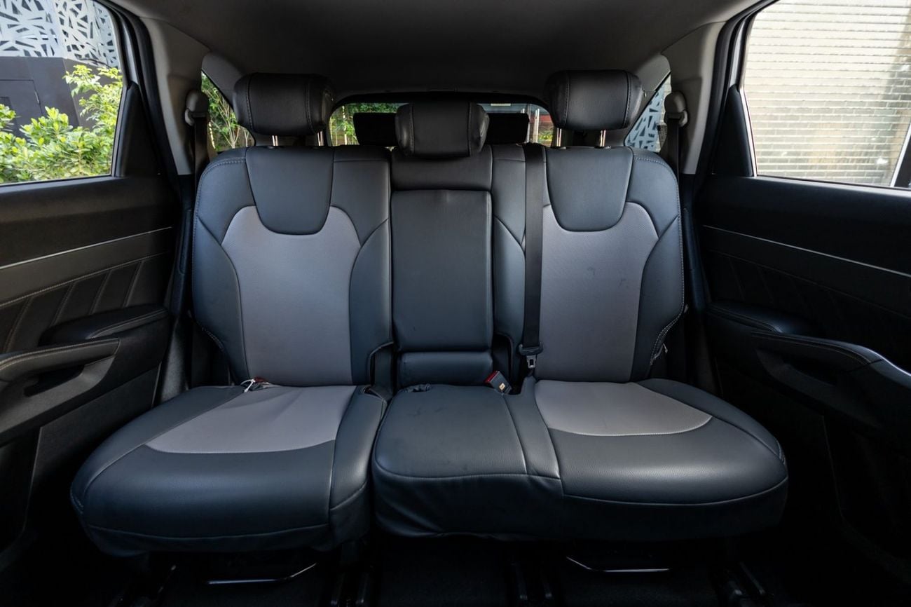 Kia Sorento 2.5L LX (RWD) Kia Sorento 2024 GCC under Agency Warranty for 1,406.00 AED monthly