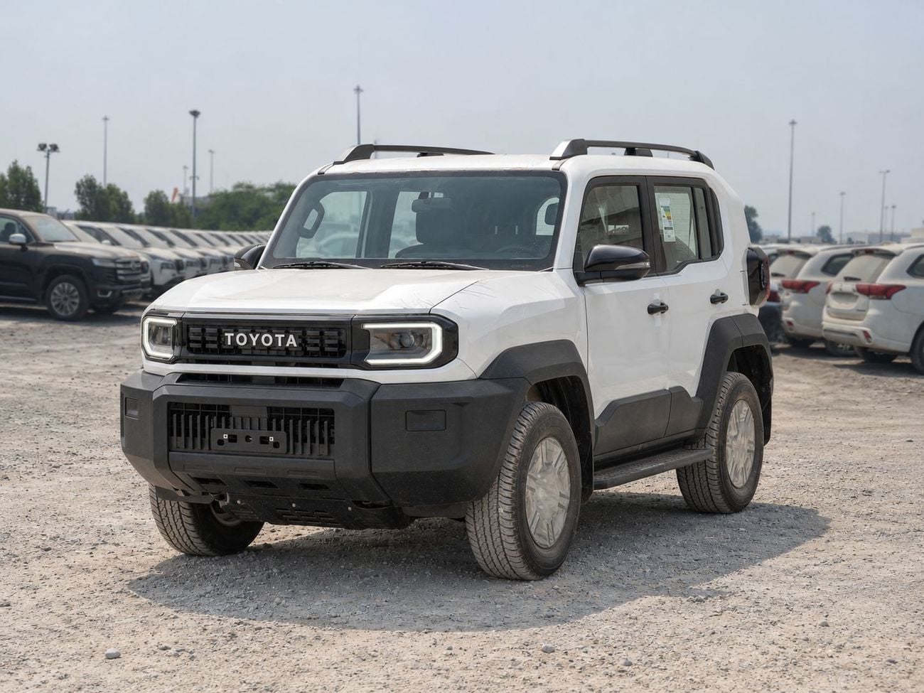 Toyota FJ Cruiser ECTAV0137 - 2027 Toyota FJ Cruiser - 2.7L Petrol Auto - White