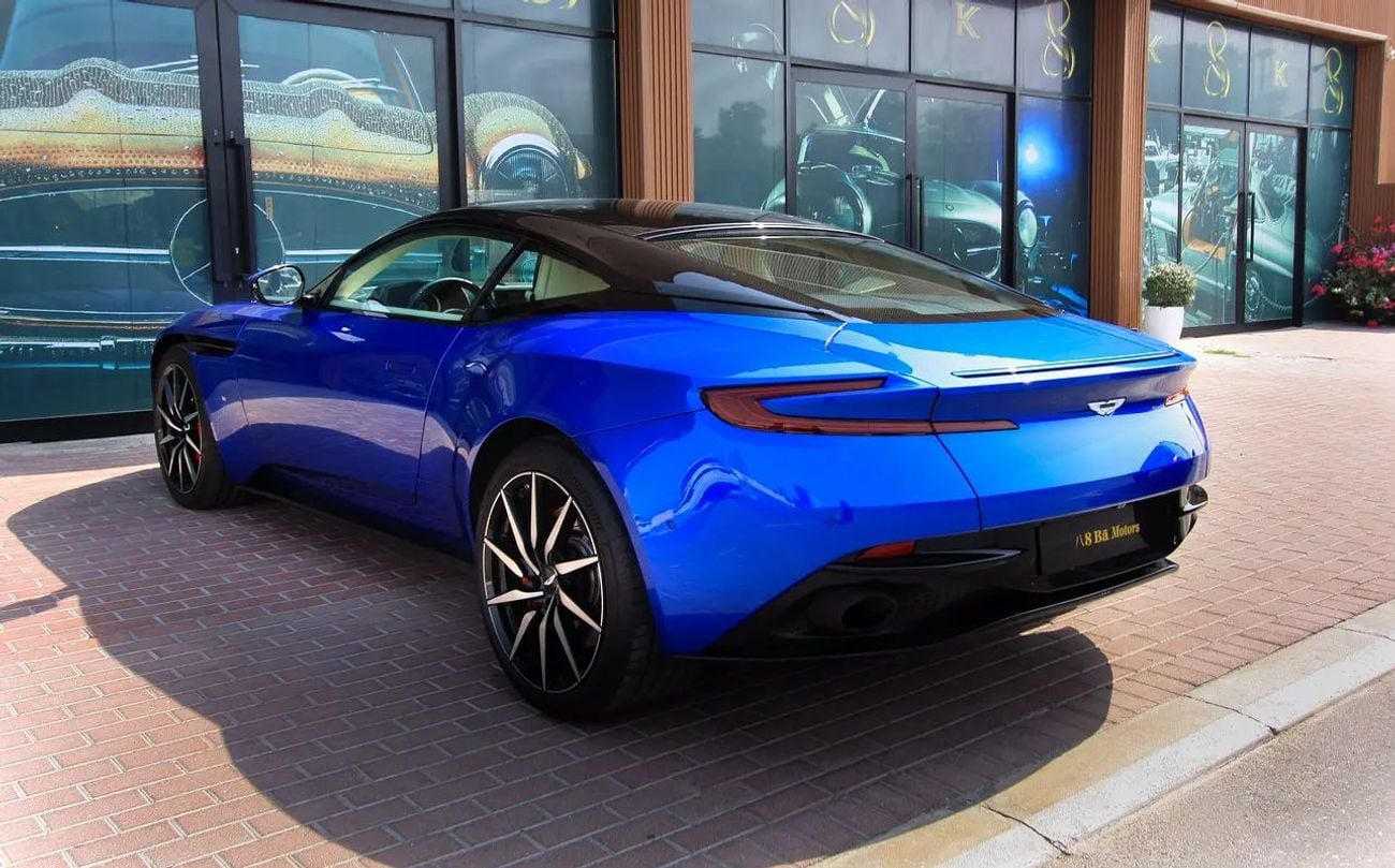 Aston Martin DB11 Aston Martin DB11 2017