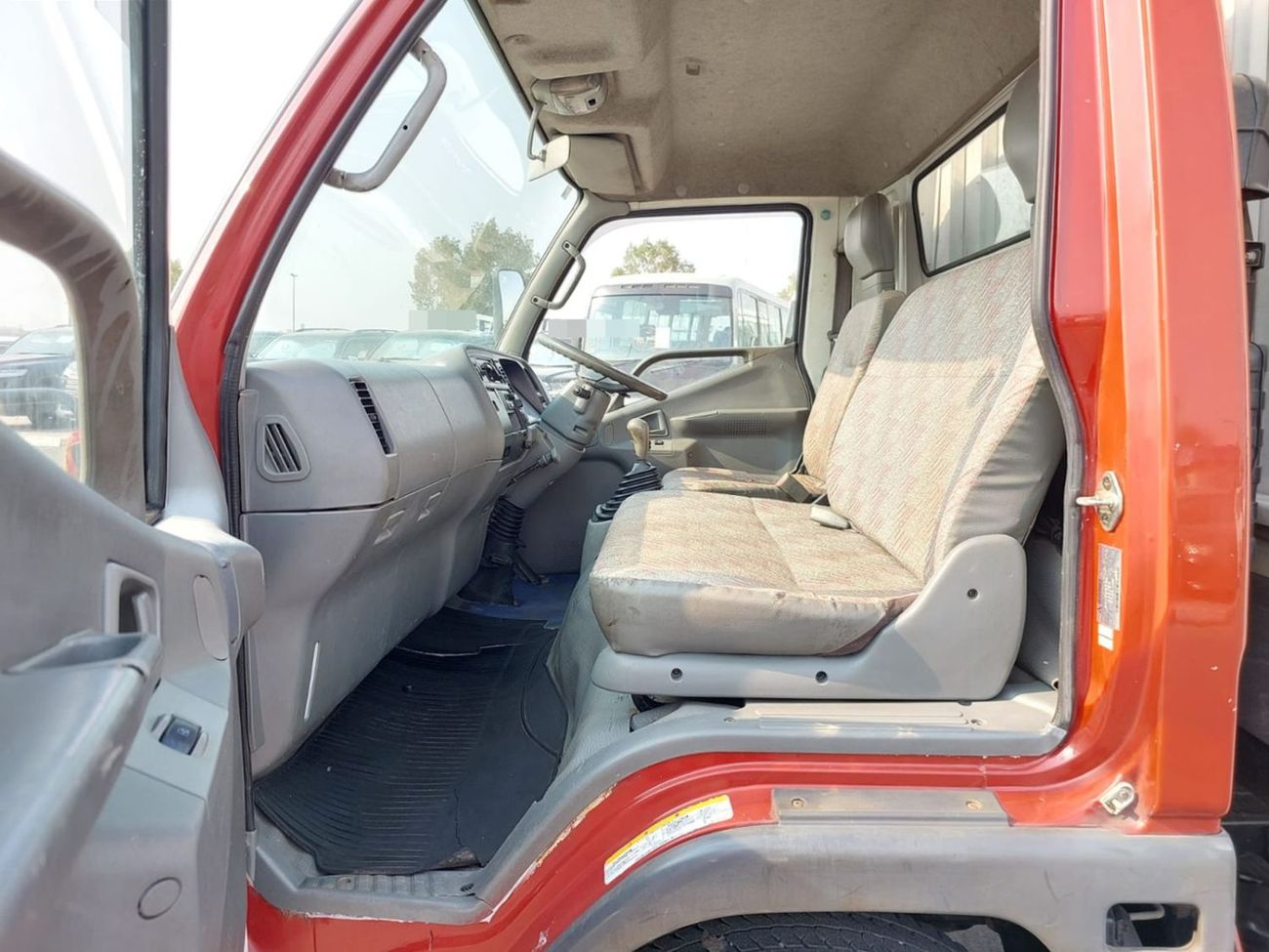 Mitsubishi Fuso Canter MITSUBISHI CANTER TRUCK RHD 1997 MODEL 4.2 L DIESEL MANUAL(PM30120)