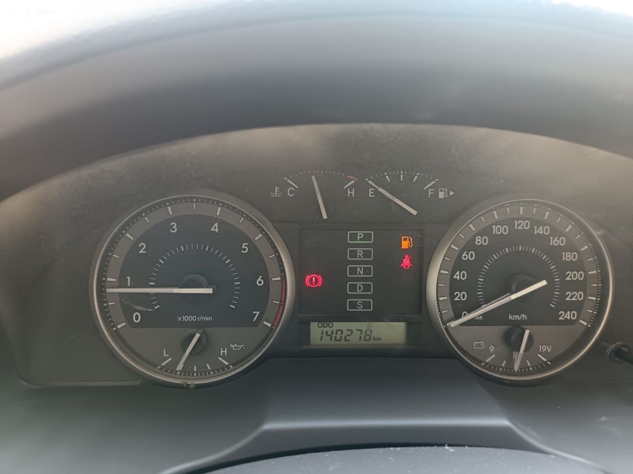 تويوتا لاند كروزر GXR 4.6L