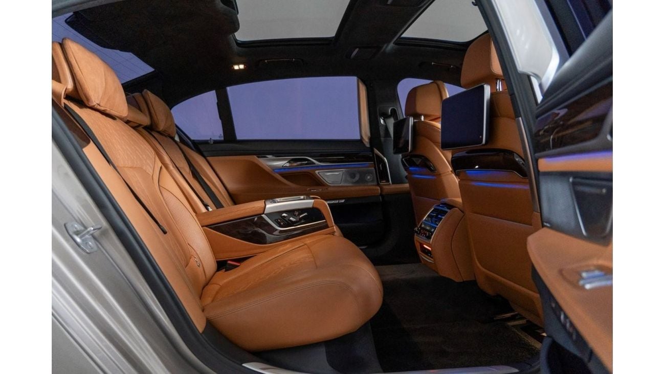 BMW 750Li Luxury Plus 2017 BMW 750Li 4.4L V8 / Full BMW Service History & BMW Service Contract