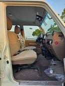 تويوتا لاند كروزر 70 LC76 LX /4.0L PETROL V6 M/T / CHROME HANDLE & MIRRORS / REAR CAMERA (CODE # 76PME)