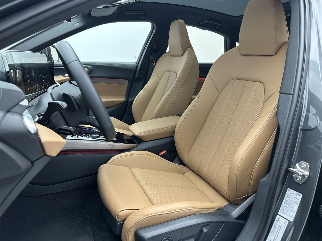 أودي A5 A5 Sedan TFSI 204hp (Ref# 45884)