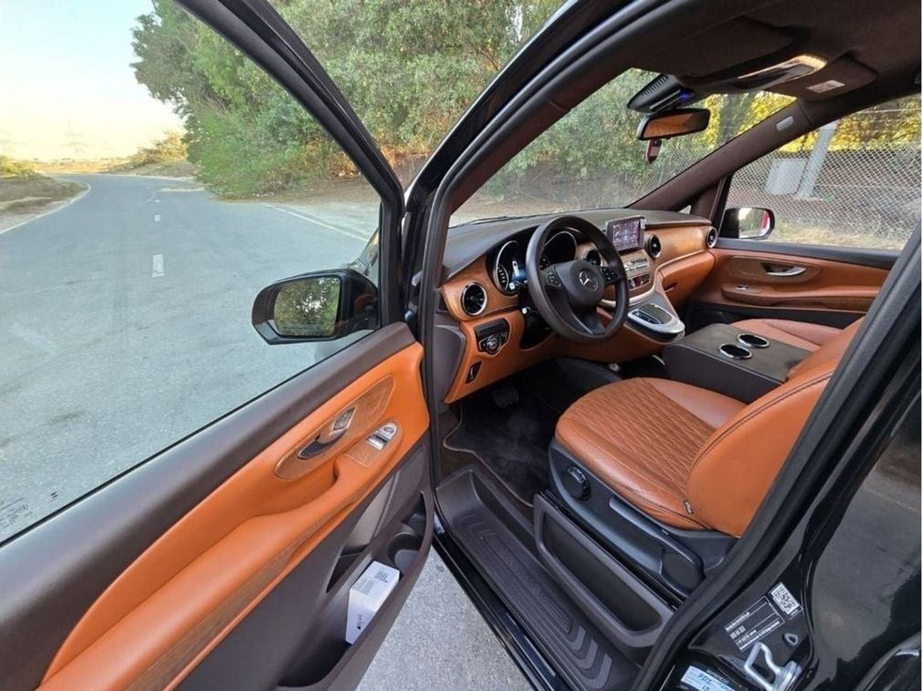 مرسيدس بنز V 250 Std 2.1L