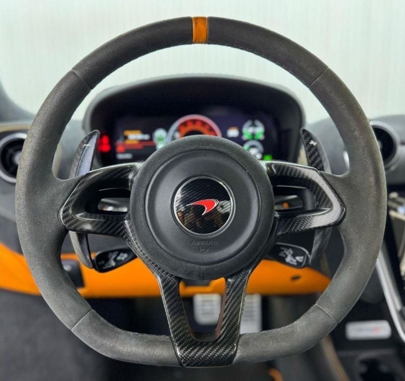 McLaren 570S 2018 McLaren 570S MSO 1 of 10, Num 8, Agency Warranty 09/25, Full Service History, GCC