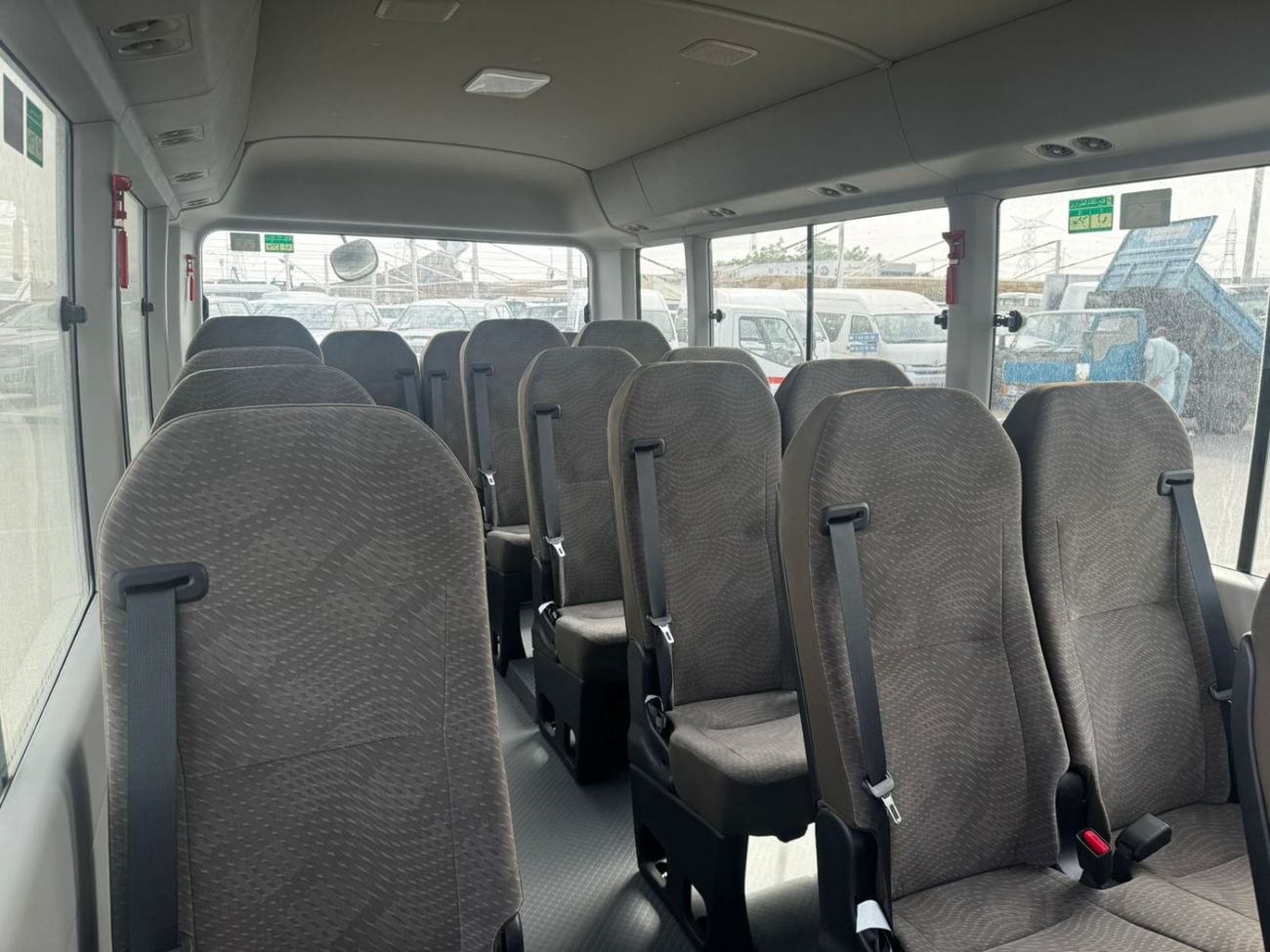 تويوتا كوستر 2.7L (23-Seater)