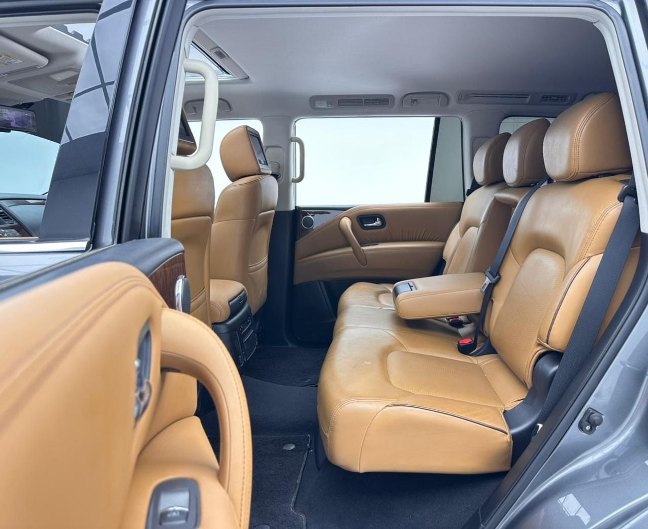 Nissan Patrol 2019 Nissan Patrol Platinum, 1 Year Warranty Unlimited Km, Full Service History, GCC