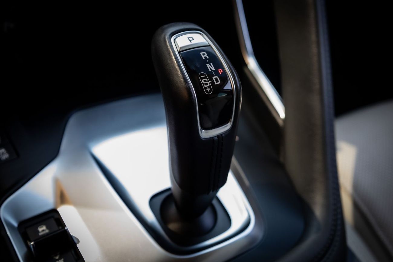 جاكوار E Pace SE P200 2.0L Jaguar E-Pace S P200 2020 GCC under Warranty with Flexible Down-Payment.