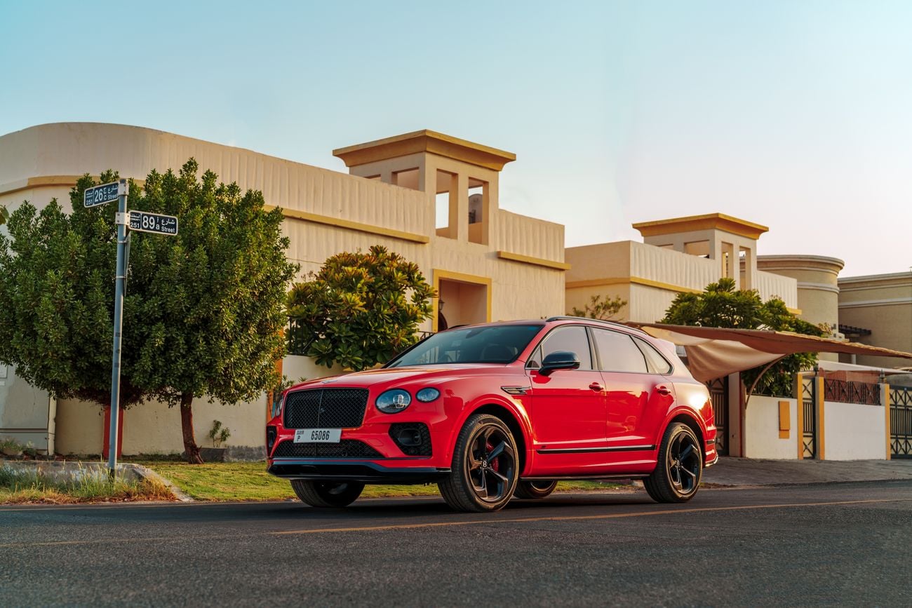 Bentley Bentayga S — фото 1