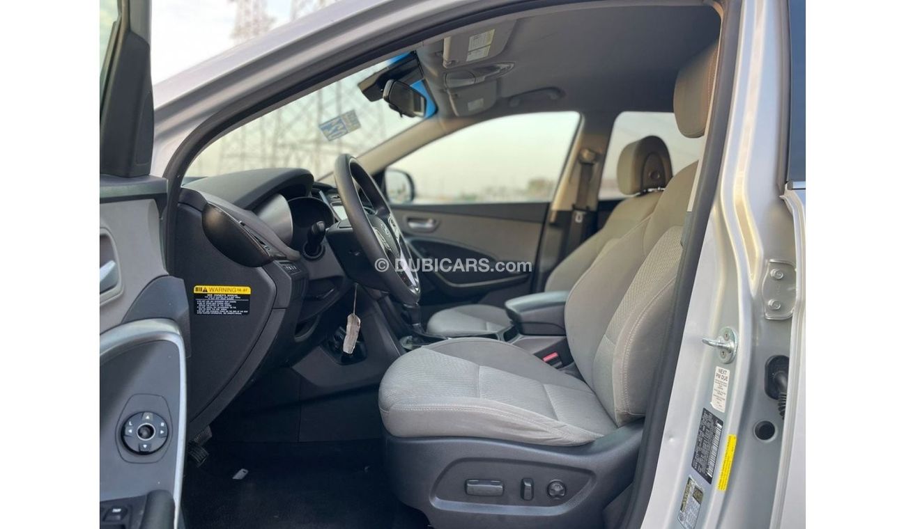 Hyundai Grand Santa Fe *Offer*2017 Hyundai Santa Fe Grand 7 Seater / EXPORT ONLY / فقط للتصدير