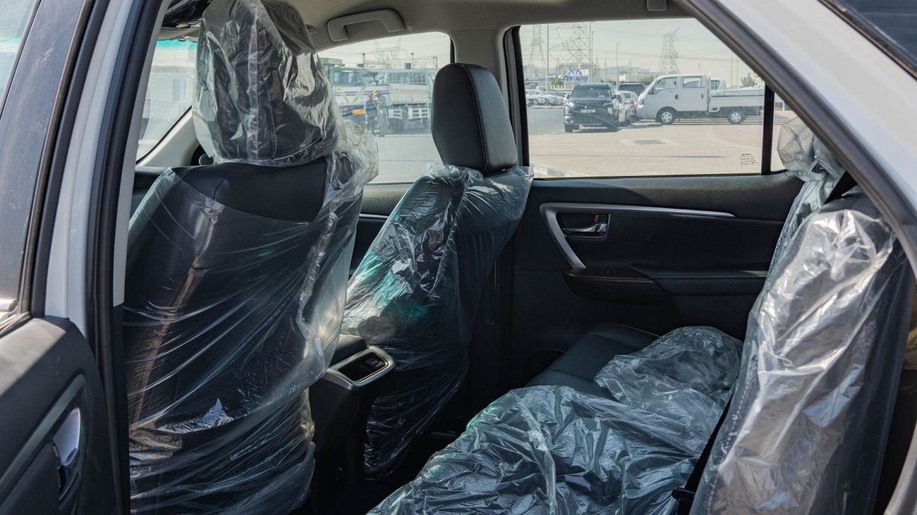 تويوتا فورتونر 2025 Toyota Fortuner Adventure SR5 V6 4.0L AT Petrol