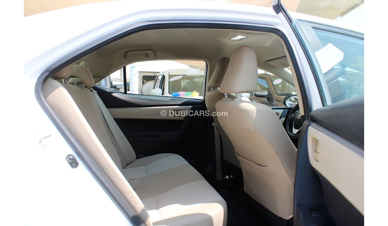 Toyota Corolla SE ACCIDENTS FREE - GCC - ENGINE 1600 CC - CAR IS IN PERFECT CONDITION INSIDE OUT