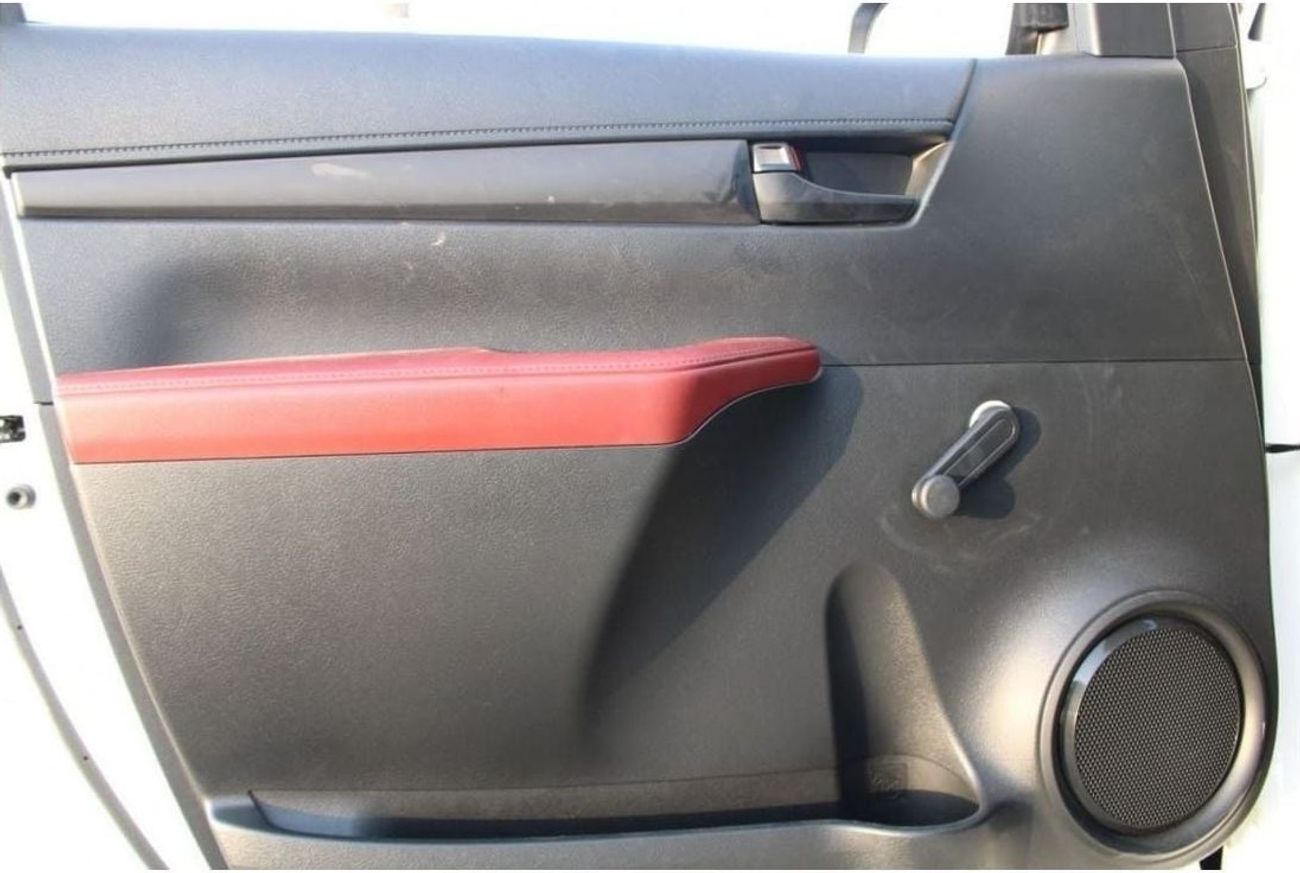 Toyota Hilux HILUX 2.4L DIESEL