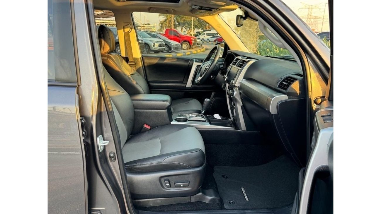 Toyota 4Runner 2021 SR5 PREMIUM SUNROOF 7 SEATS PUSH START US IMPORTED