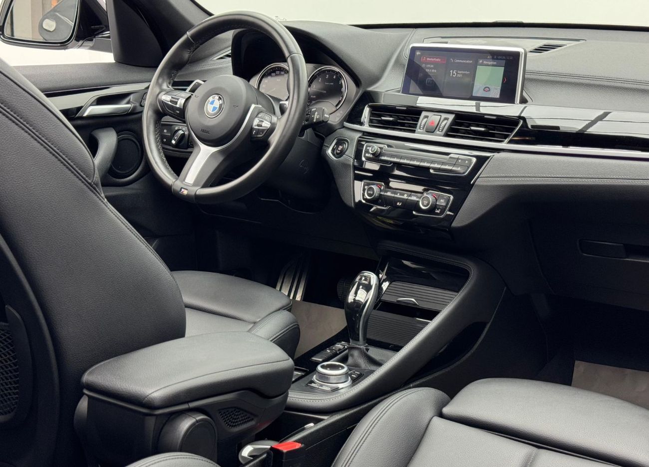 بي أم دبليو X1 2022 BMW X1 sDrive20i M-sport, BMW Service History, 2026 BMW Warranty & Service Contract, GCC