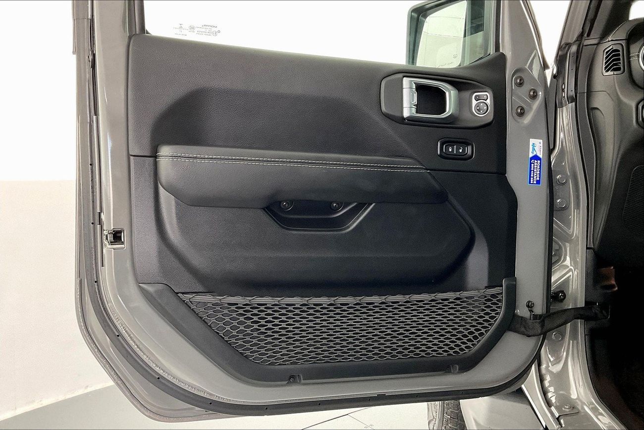 Jeep Wrangler Sahara Plus Unlimited