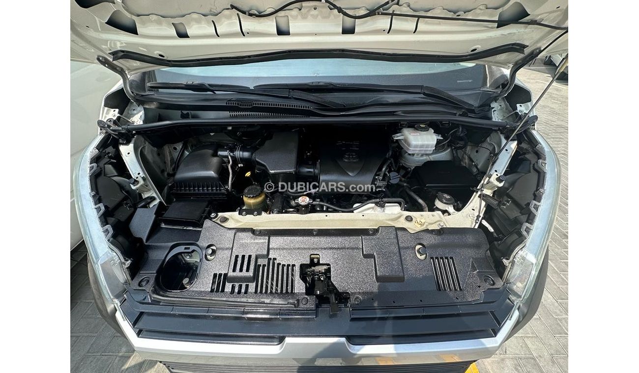 Toyota Hiace GLS - High Roof