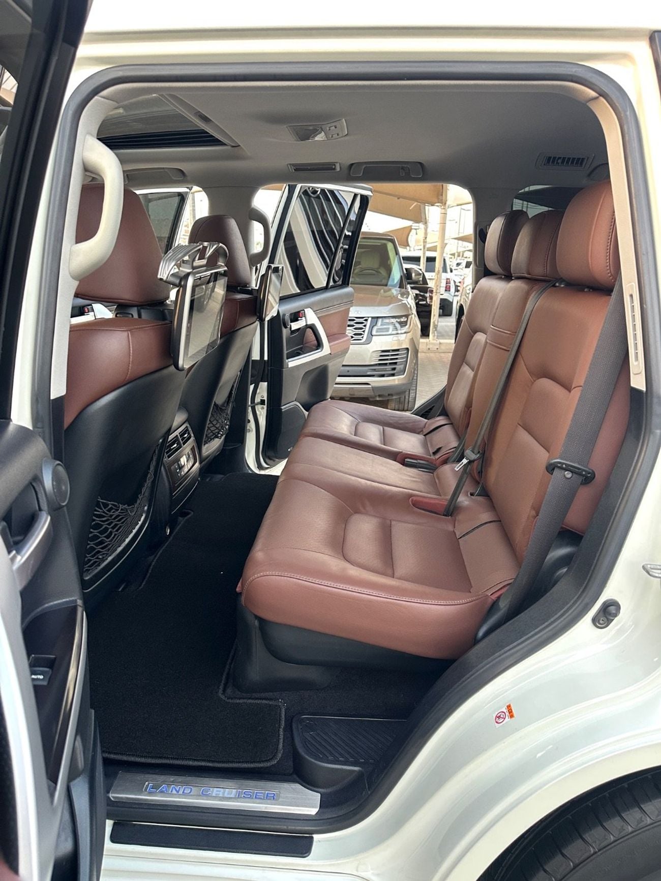 Toyota Land Cruiser VXR
