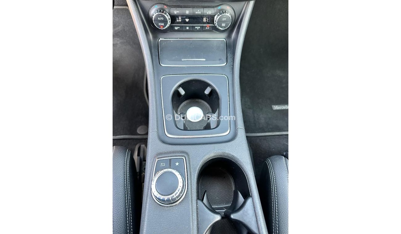 Mercedes-Benz CLA 250