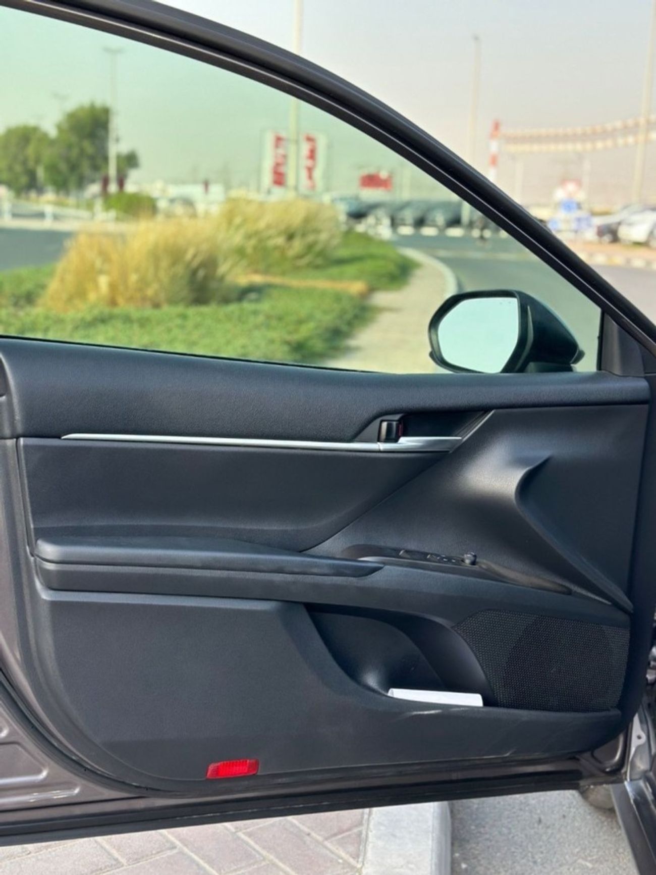 Toyota Camry Hybrid LE HEV 2.5L