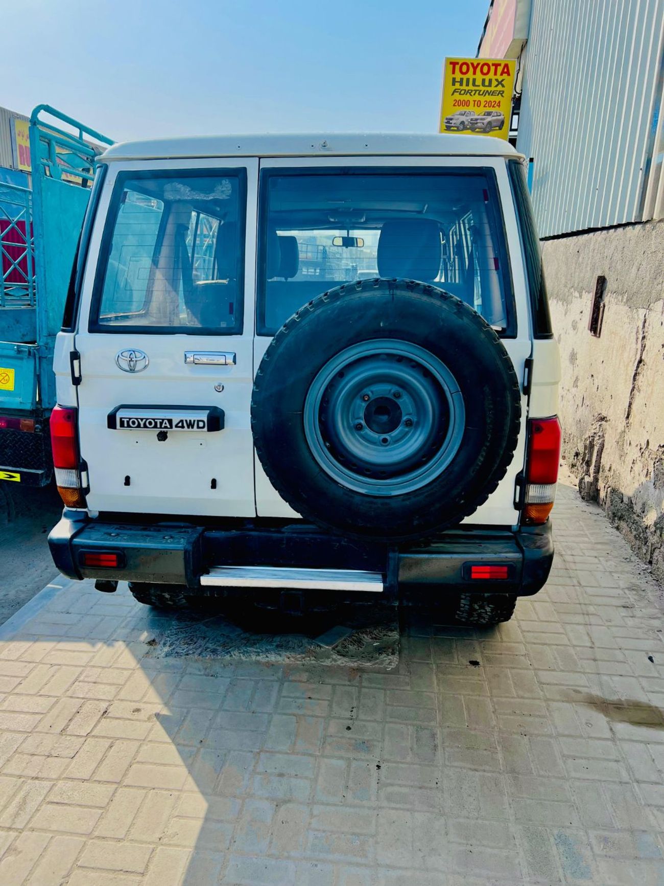 Toyota Land Cruiser 70 LX 4.5L RHD 1VD V8 Diesel Engine Manual Gear 4WD 5 Seats 5 Doors