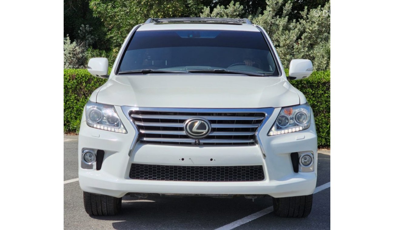 Lexus LX570