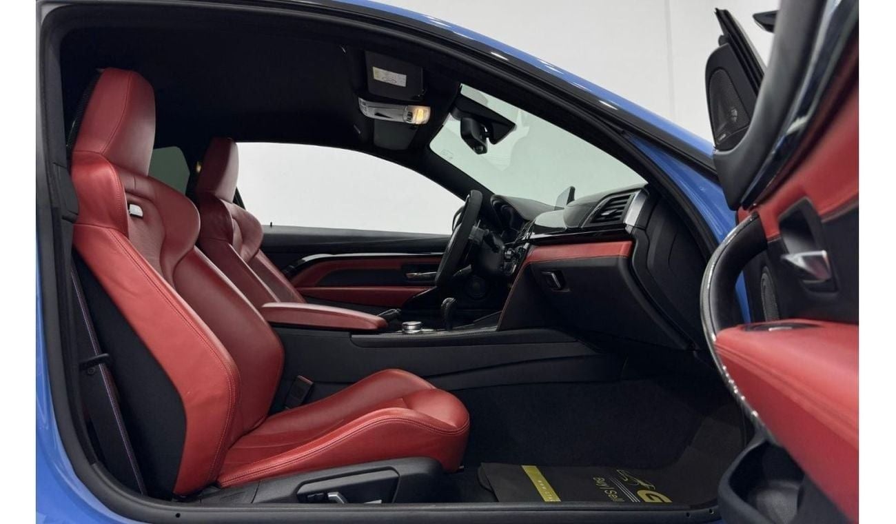 BMW M4 Std 2018 BMW M4 Coupe, Warranty, Full BMW Service History, Carbon Fiber Package, GCC
