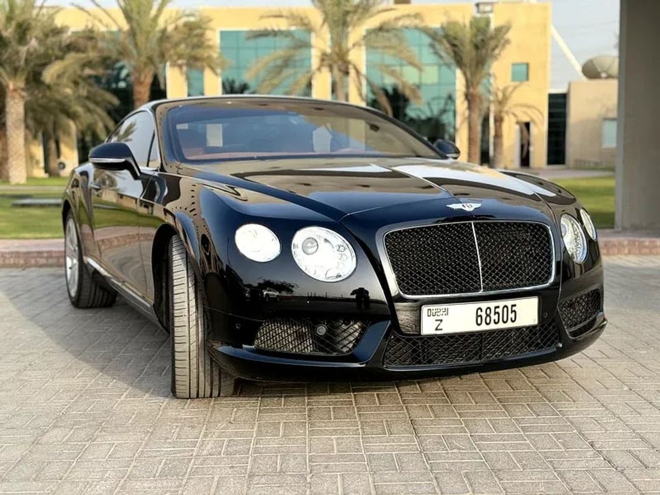 بنتلي كونتيننتال جي تي V8