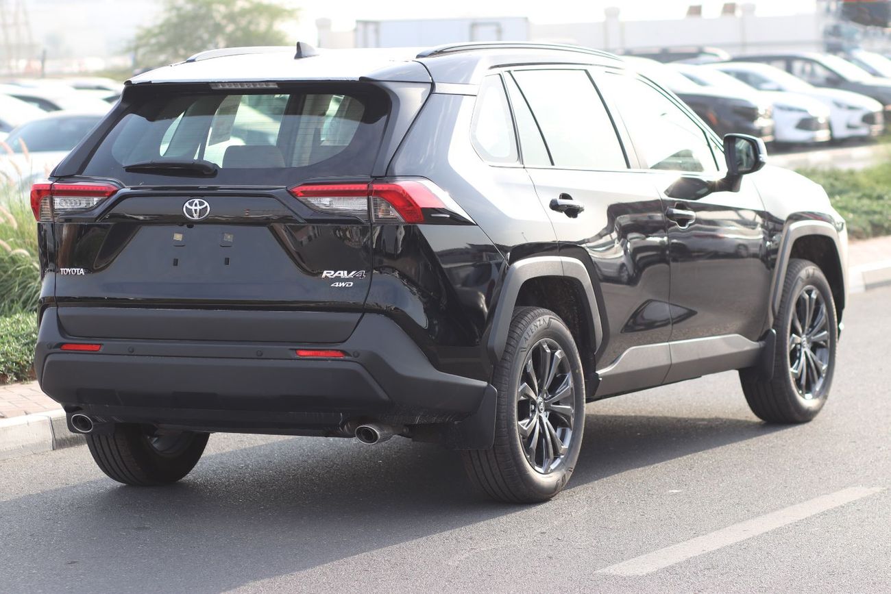تويوتا راف ٤ 2.0 XLE - 4WD - PUSH START - SUNROOF - ALLOY WHEELS - ELECTRIC TAIL GATE - MODEL 2025