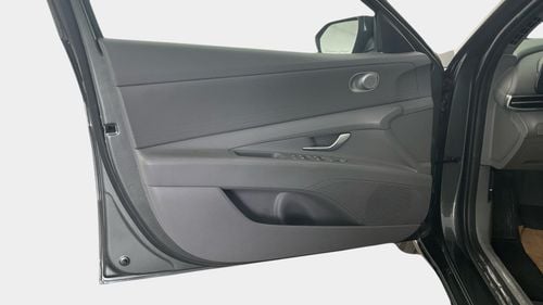 Hyundai Elantra Smart 1.6L Smart | Guaranteed Warranty | 0 Down Payment