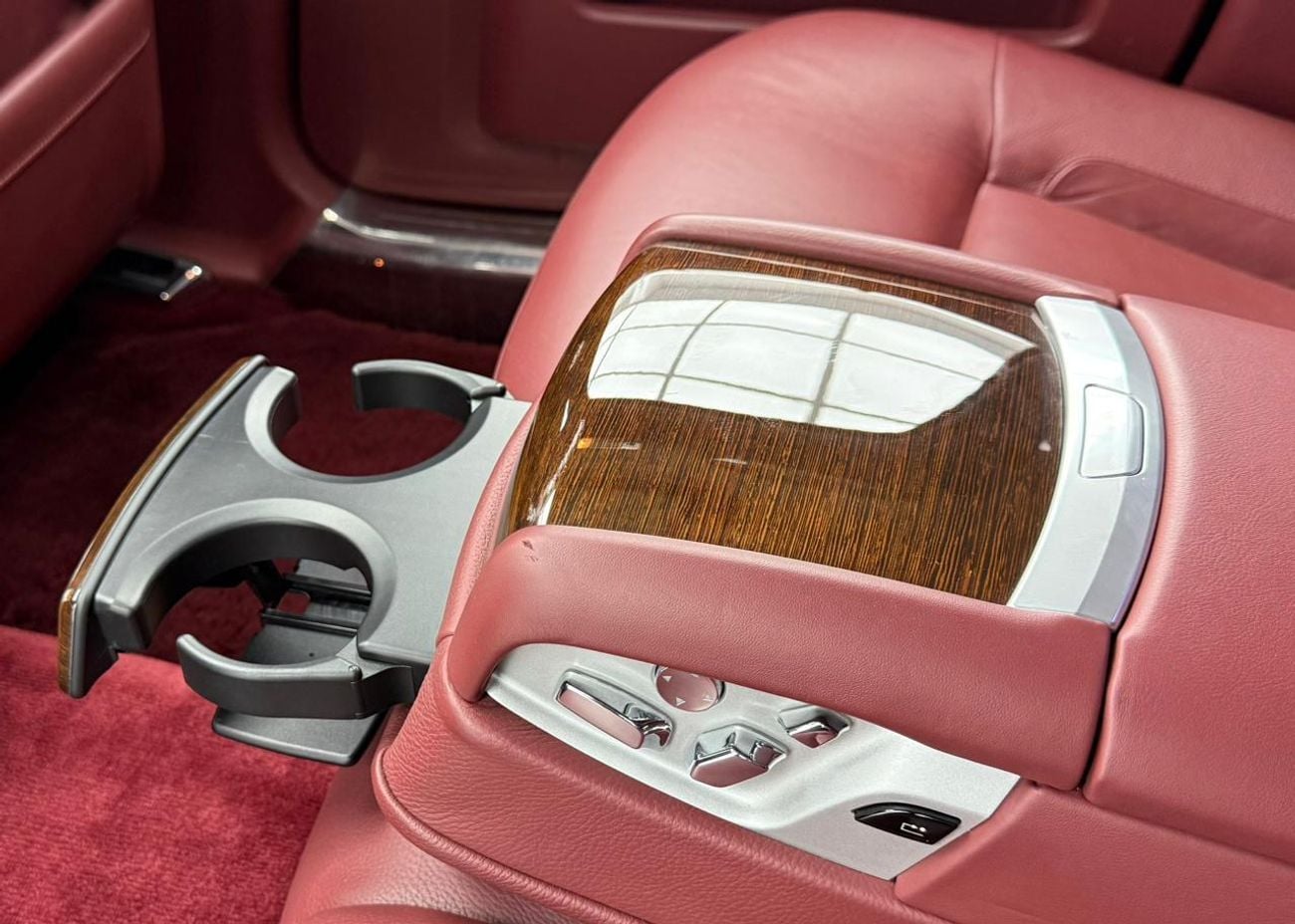 Rolls Royce Ghost 2010 Rolls-Royce Ghost ,Service History ,Excellent Condition ,GCC Spec